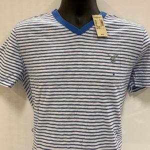American Eagle Outfitters T-shirt NWT
